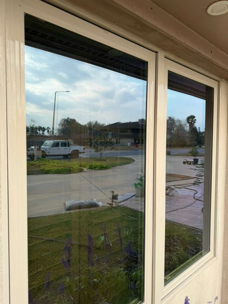 Residential window cleaning in Brownsville